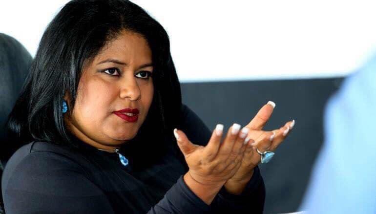 Silvia de Bonilla sobre diputados: Ofrendan un minuto de silencio pero protegen a sus patrocinadores. Hipócritas silvia-de-bonilla-sobre-diputados-ofrendan-un-minuto-de-silencio-pero-protegen-a-sus-patrocinadores-hipocritas